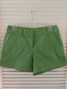 Vineyard Vines Women’s Kelly Green Chino Shorts Size 4